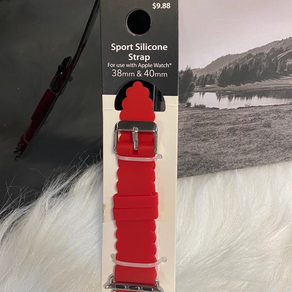 Sport silicon Apple Watch band 40mm &38mm - Picture 1 of 2